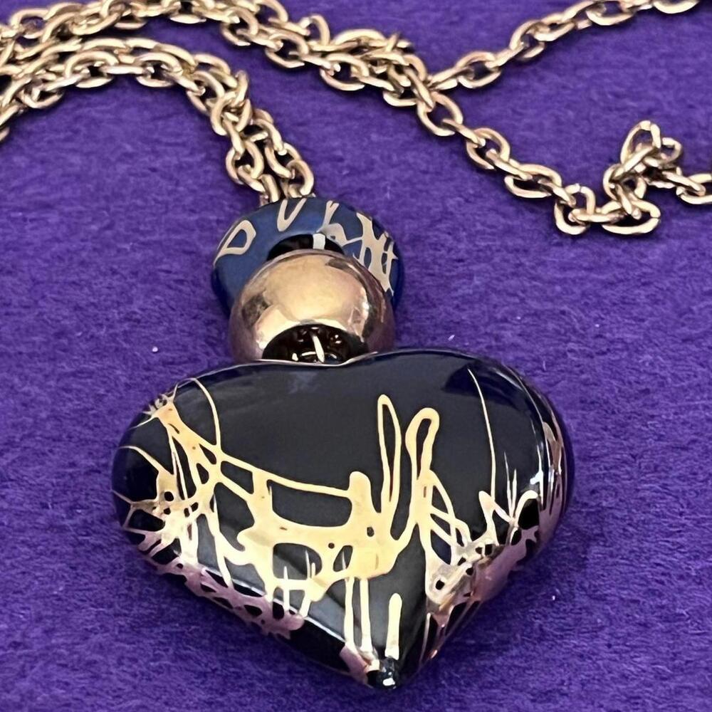 STUNNING VINTAGE ESTATE LARGE HEAVY BLUE SPLATTERED HEART 40" NECKLACE
